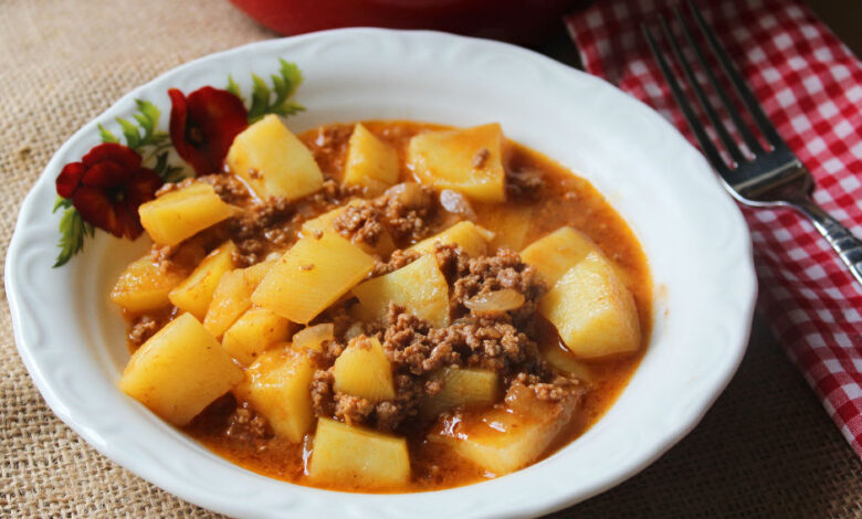 Kıymalı Patates Yemeği Tarifi