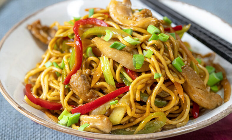 Tavuklu Noodle Tarifi